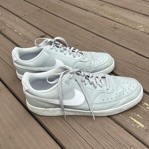 Nike sneakers/ mens size 13
